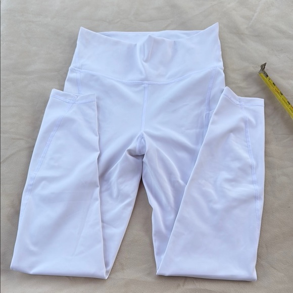 Ododos. White Textured High-Waisted Leggings - Picture 1 of 9